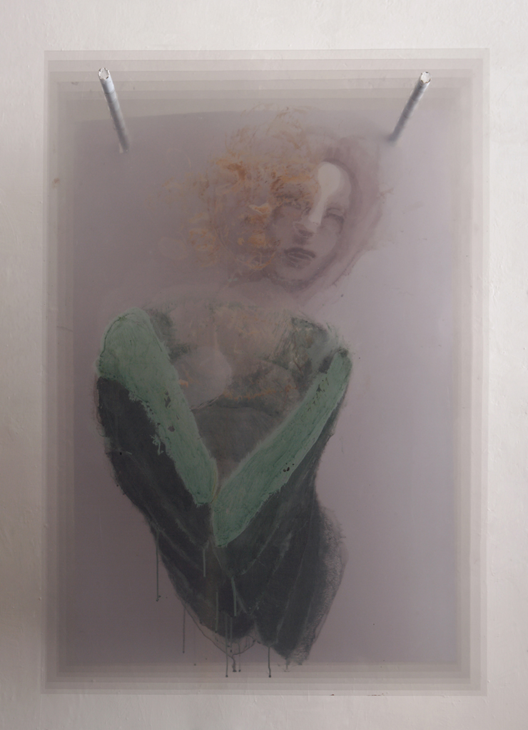 Figura femminile verde